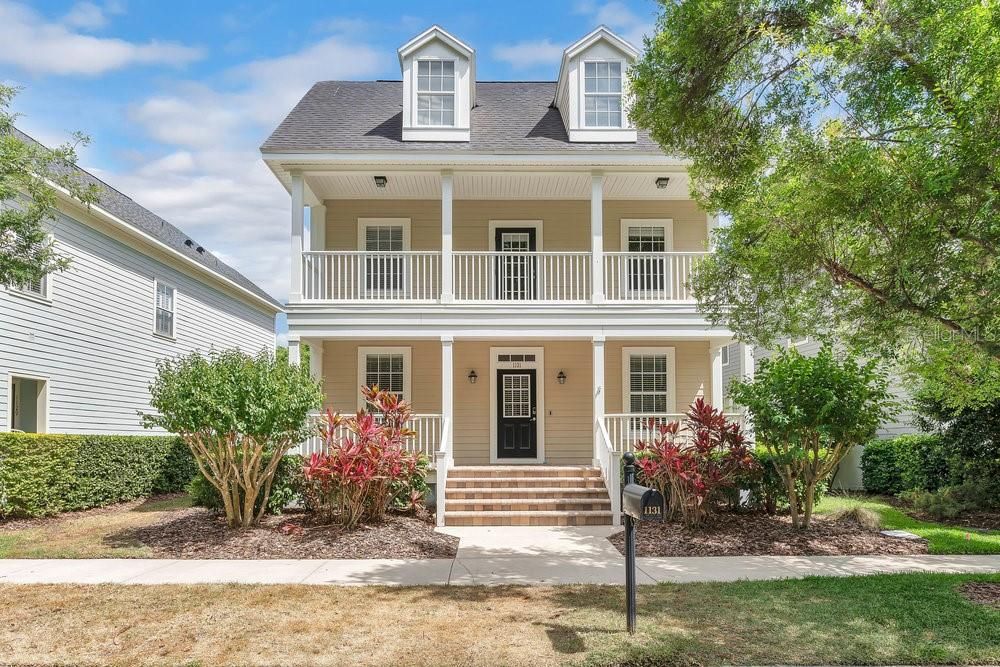 Exterior, Facade, American Foursquare