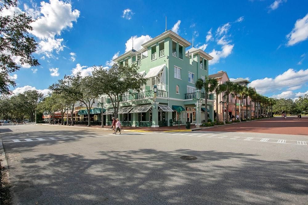 Exterior, Facade, Condo Building