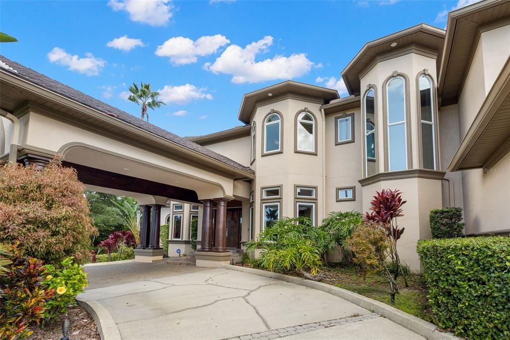 Exterior, Facade, Mediterranean