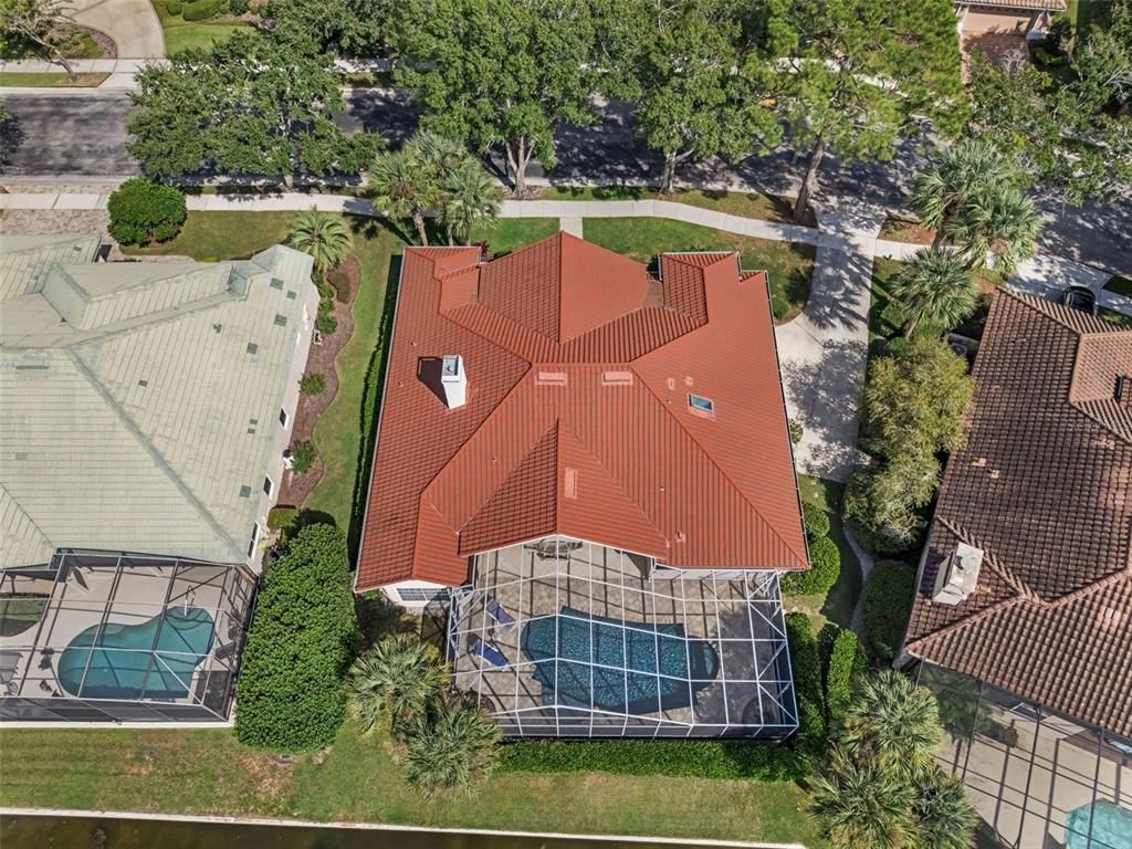 Exterior, Drone