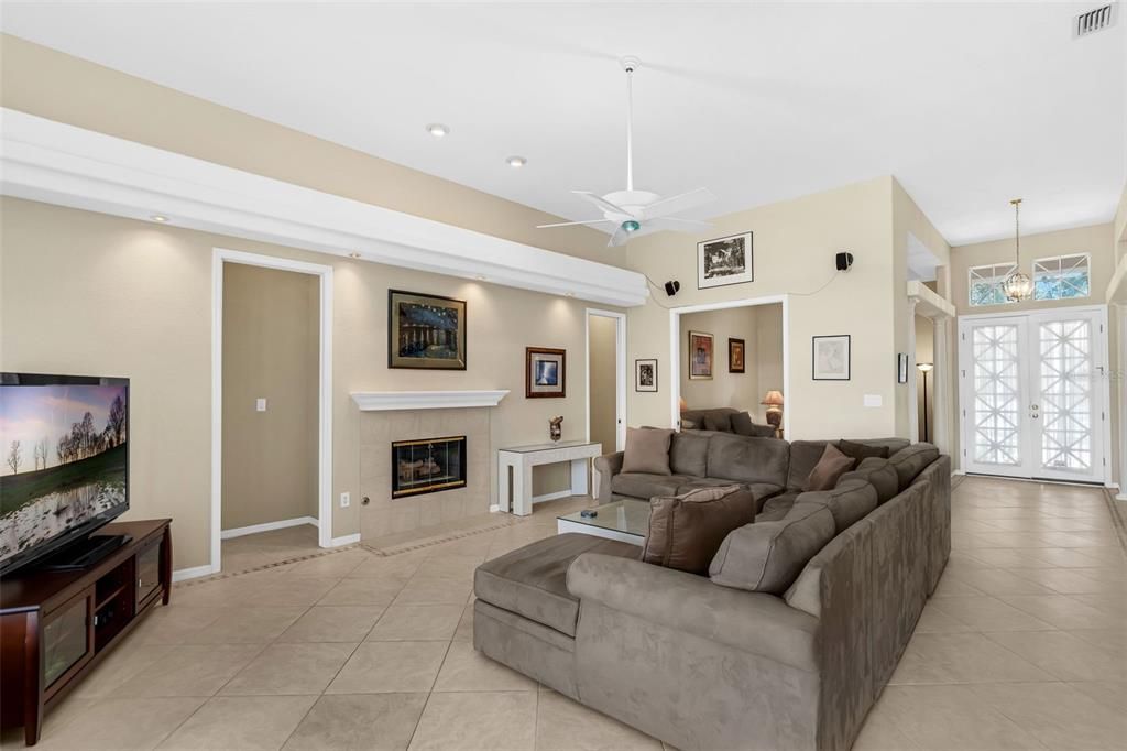 Fireplace, Interior, Living room, Recessed Lighting