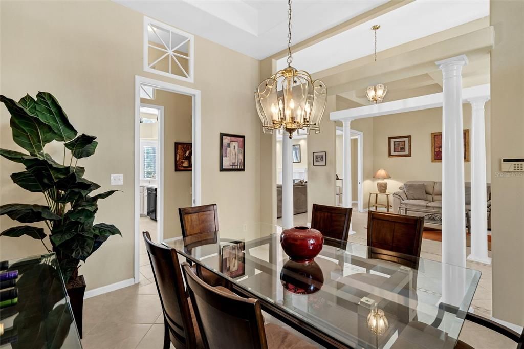 Chandelier, Dining room, Interior, Living room, Pendant Lights