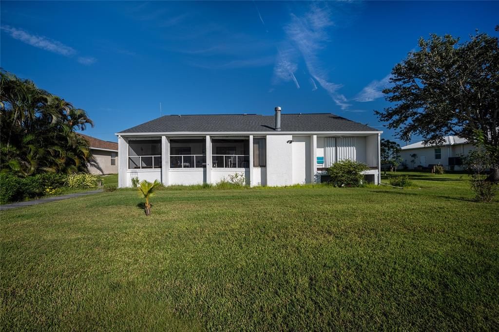 Backyard, Exterior