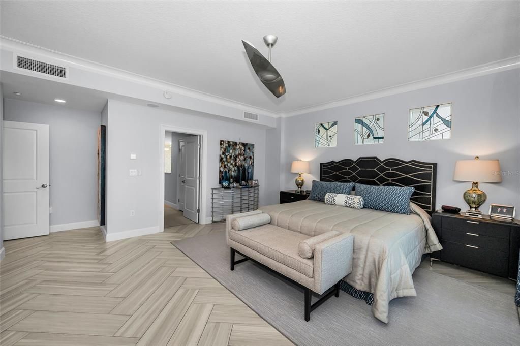 Bedroom, Interior, Recessed Lighting, Wood Texture Flooring