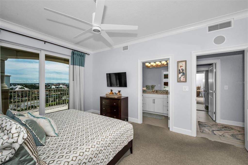 Bedroom, Interior, Water