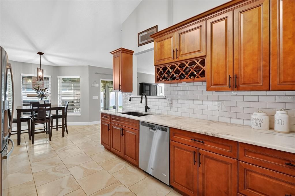 Dining room, Interior, Kitchen, Pendant Lights, Stainless Steel Appliances