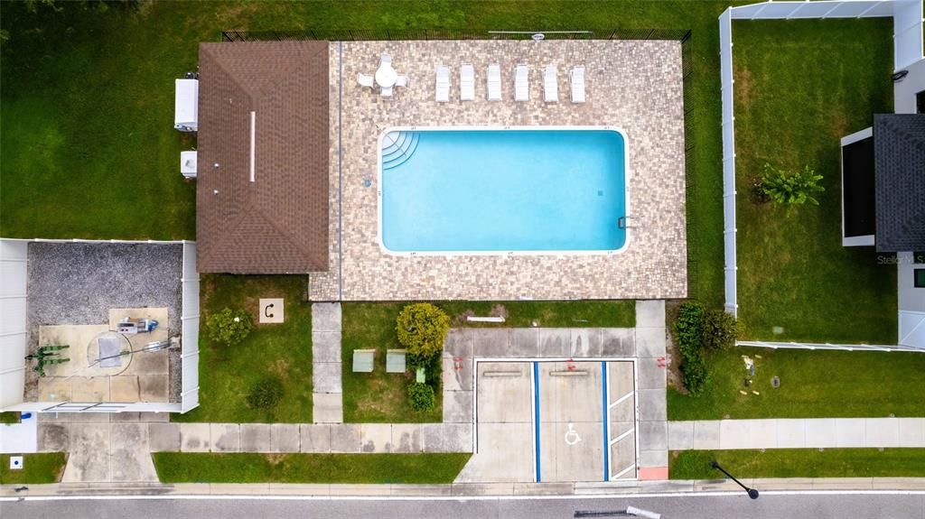 Exterior, Drone