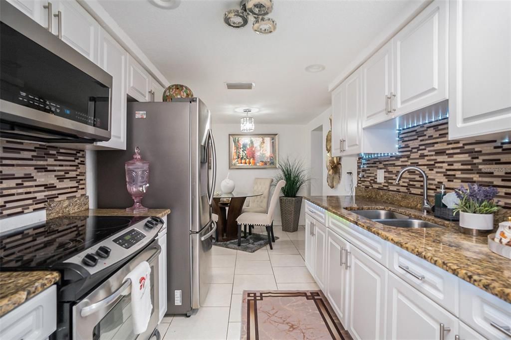 Dining room, Interior, Kitchen
