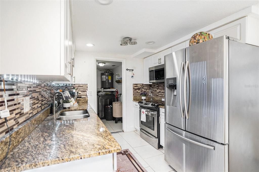 Interior, Kitchen, Recessed Lighting