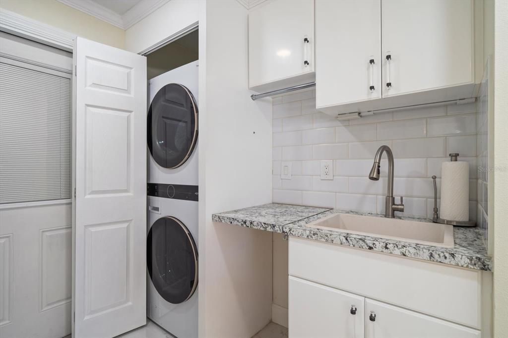 Interior, Kitchen, Washer