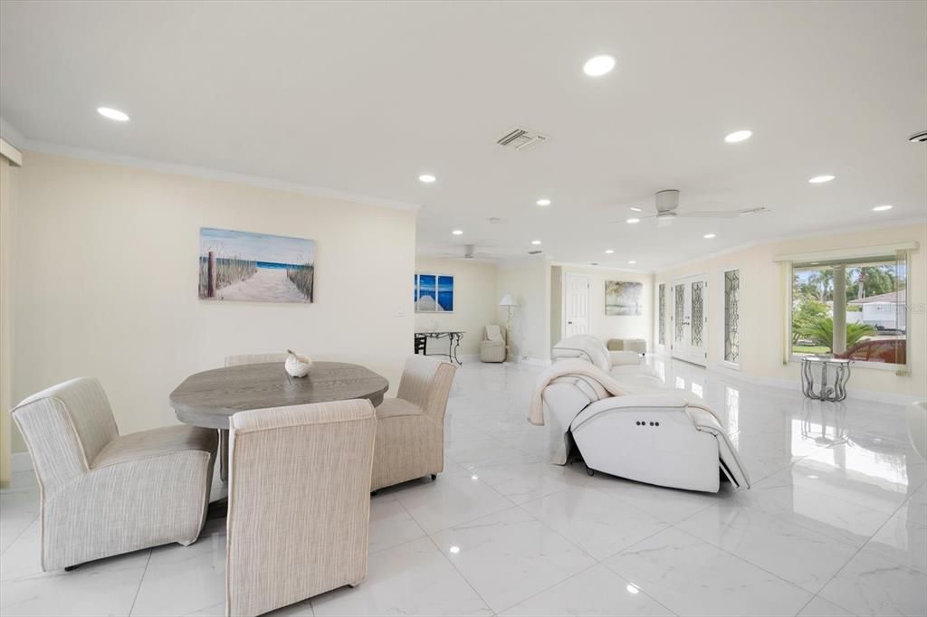Dining room, Interior, Living room, Marble, Recessed Lighting