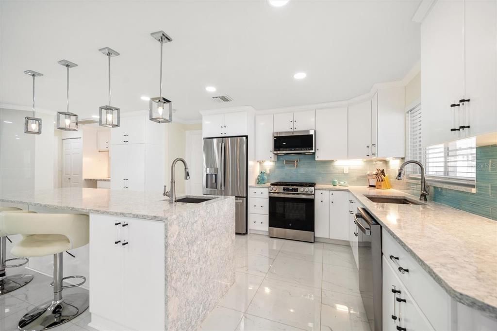 Interior, Kitchen, Pendant Lights, Recessed Lighting, Stainless Steel Appliances