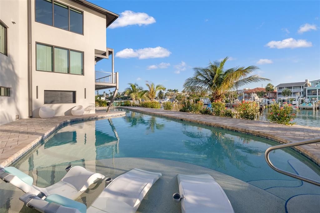 Exterior, Pool, Water