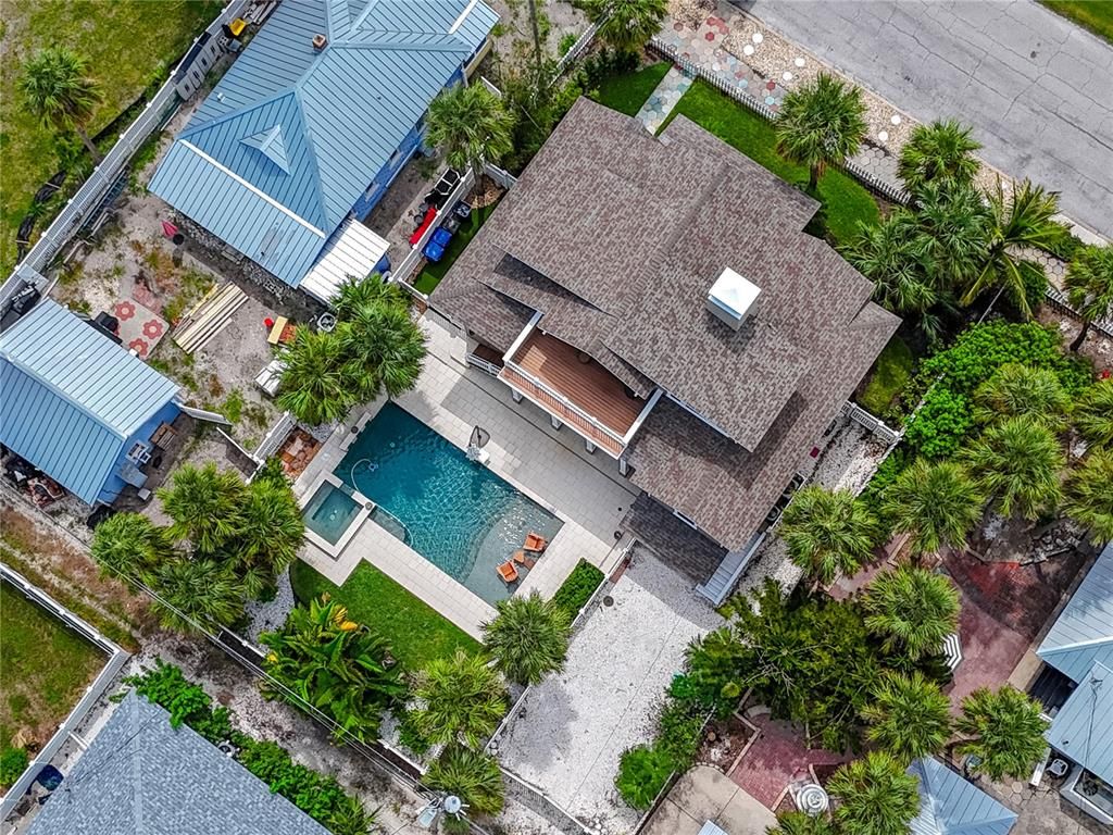 Exterior, Drone