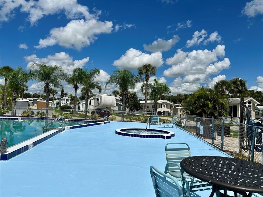 Exterior, Pool