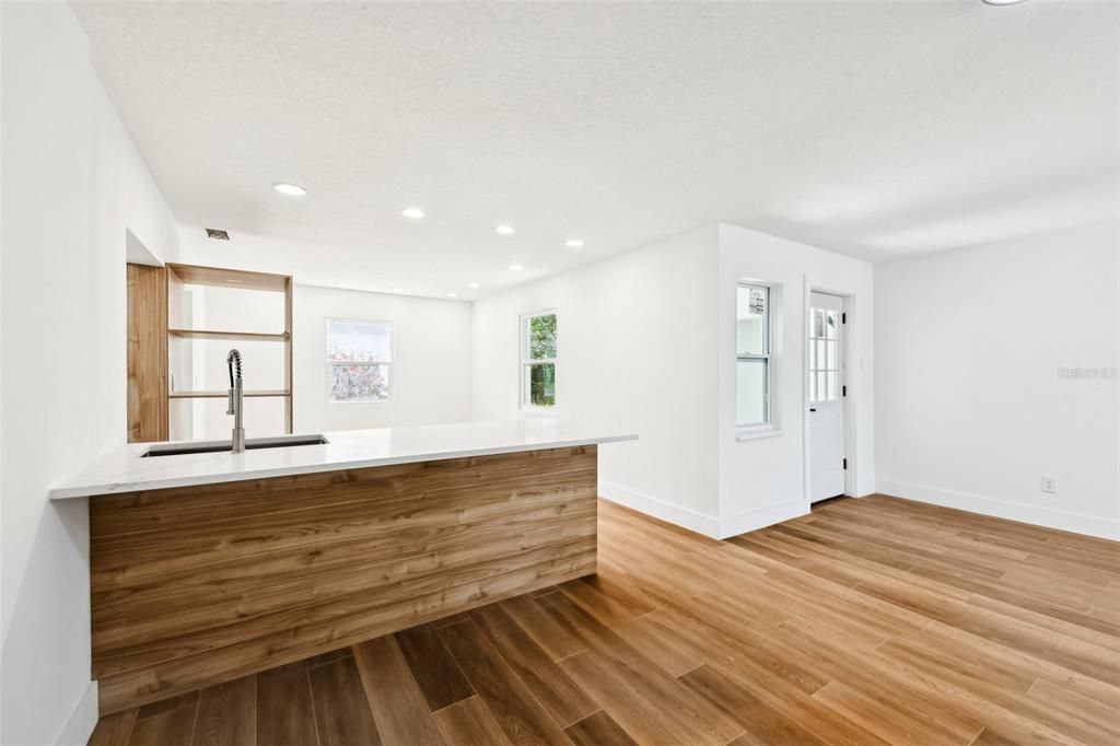 Empty room, Interior, Recessed Lighting, Wood Texture Flooring