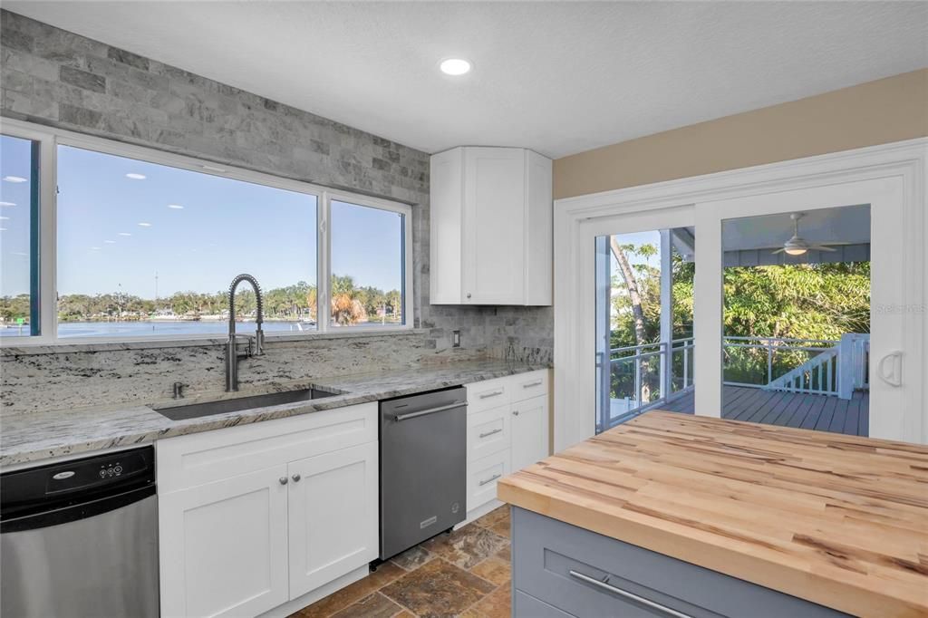 Interior, Kitchen, Recessed Lighting, Water