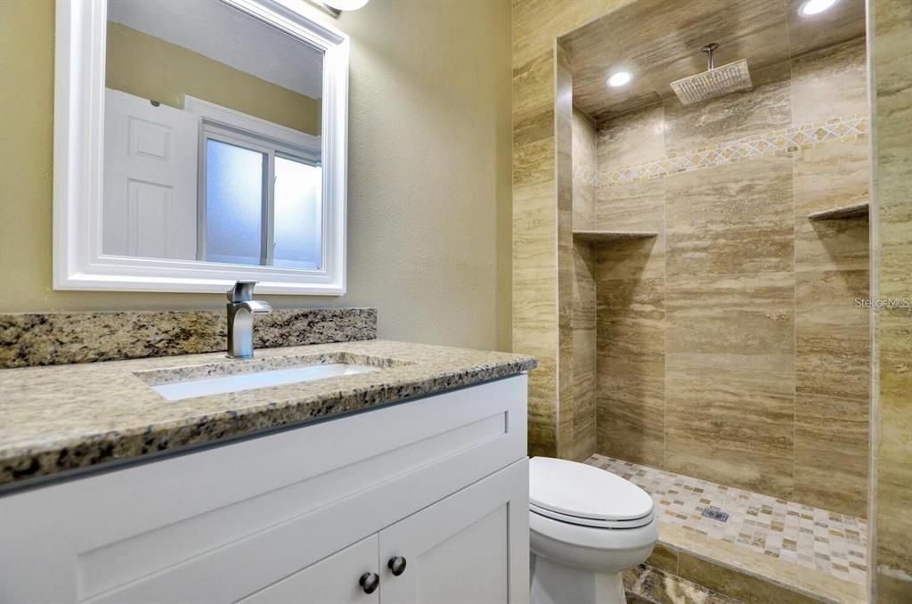 Bathroom, Interior, Recessed Lighting