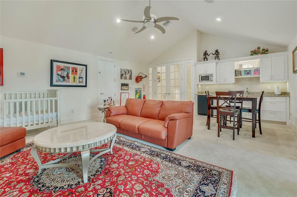 Dining room, Interior, Kitchen, Living room, Recessed Lighting