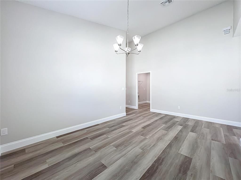 Chandelier, Empty room, Interior, Wood Texture Flooring