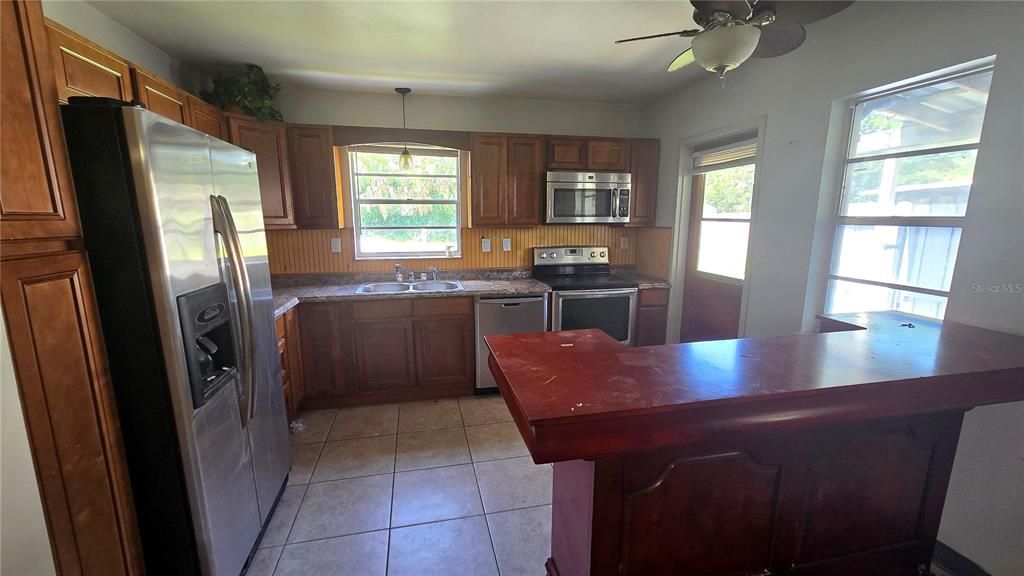 Interior, Kitchen, Pendant Lights, Stainless Steel Appliances