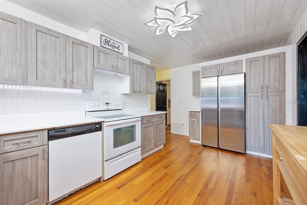 Interior, Kitchen, Stainless Steel Appliances, Wood Texture Flooring