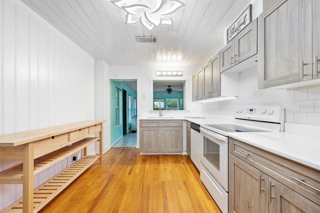 Interior, Kitchen, Wood Texture Flooring