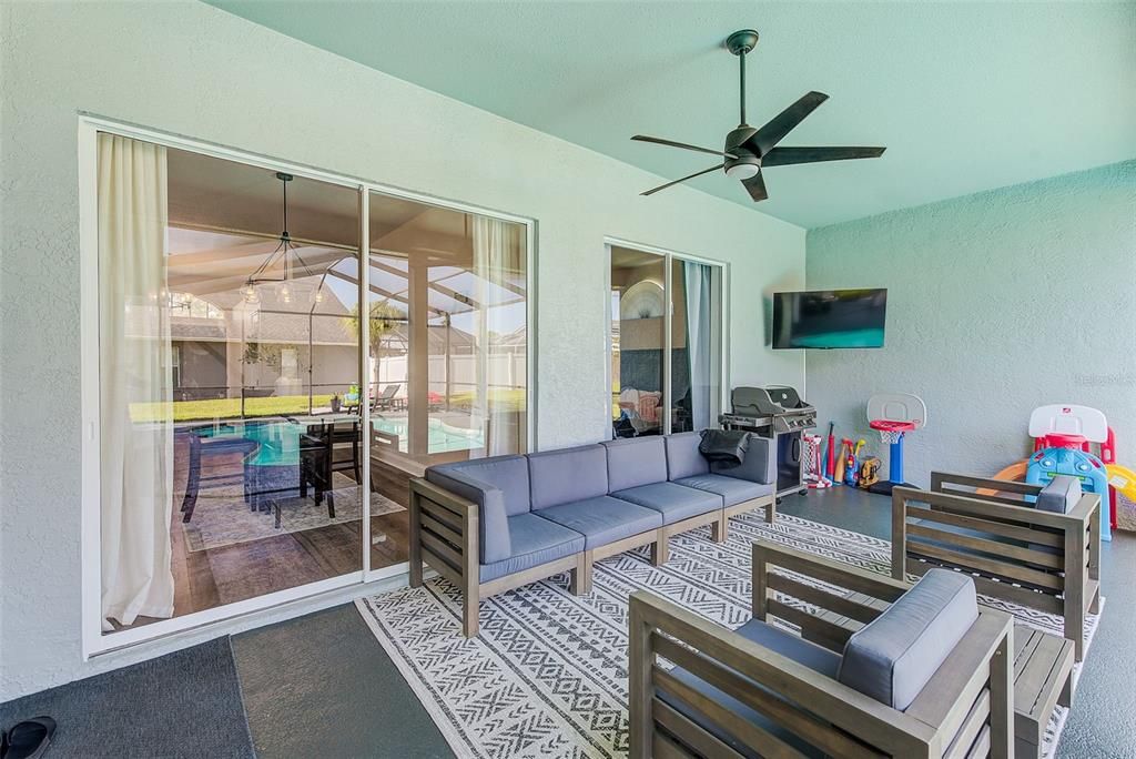 Interior, Living room