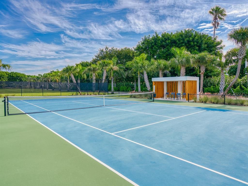 Exterior, Tennis Courts