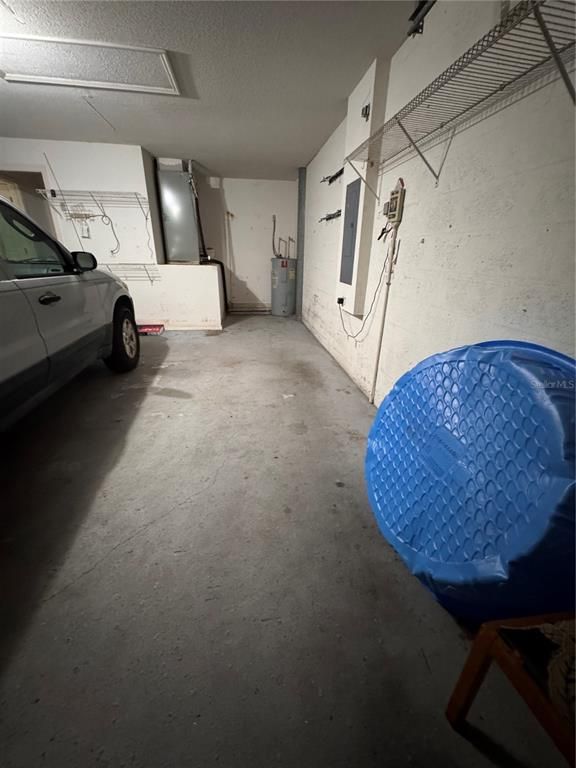 Garage, Interior