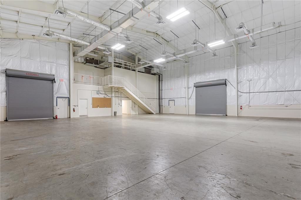 Garage, Interior