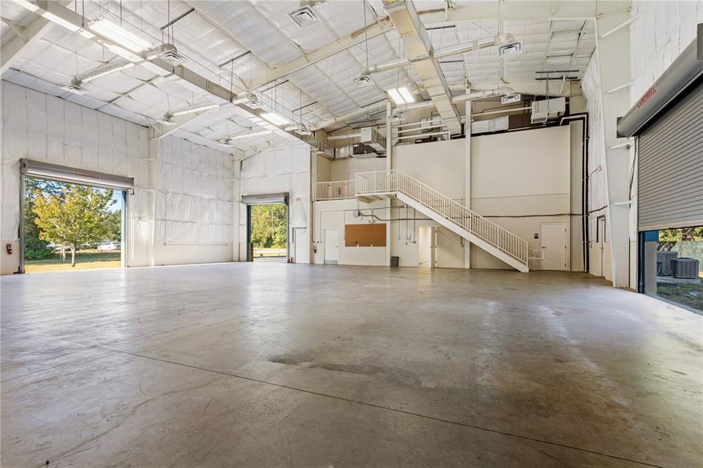 Garage, Interior