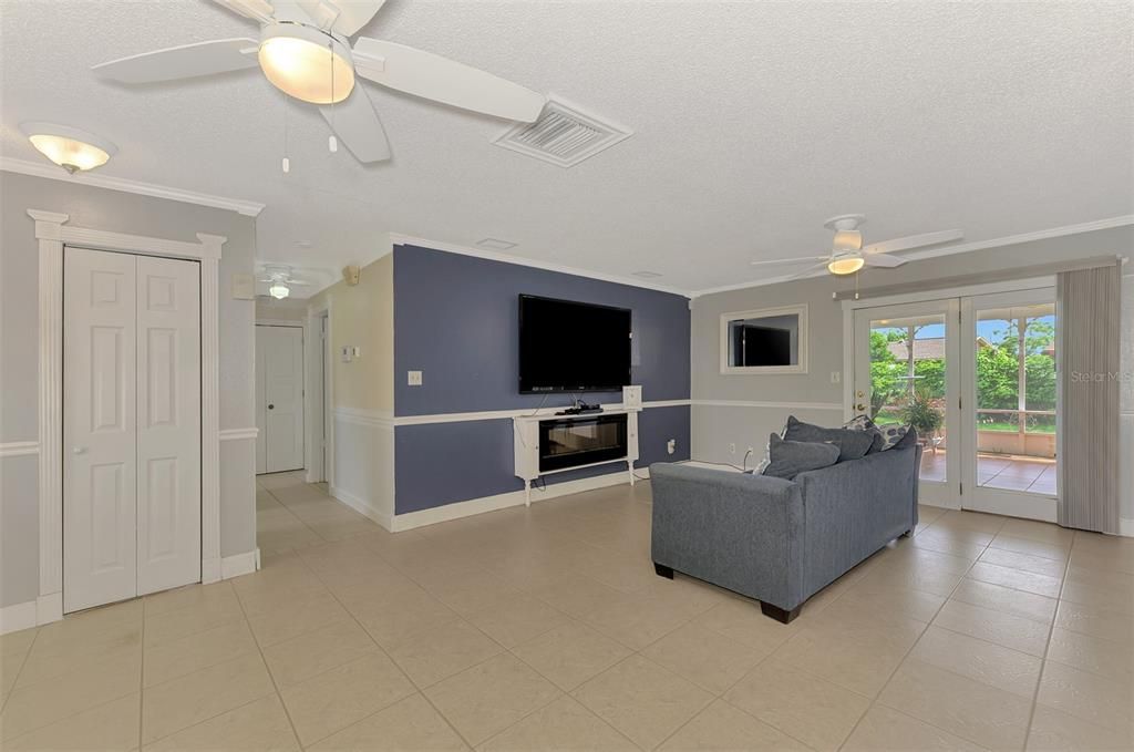 Interior, Living room