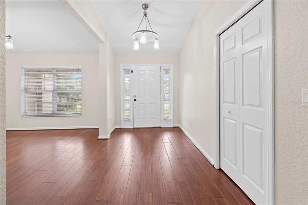 Empty room, Interior, Pendant Lights, Wood Texture Flooring