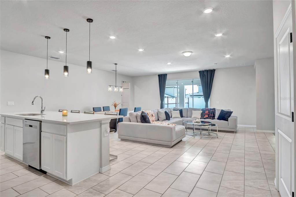 Interior, Kitchen, Living room, Pendant Lights, Recessed Lighting