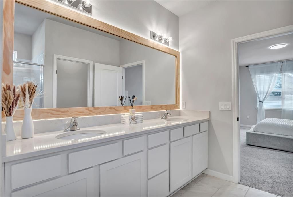 Bathroom, Dual Sink Vanities, Interior