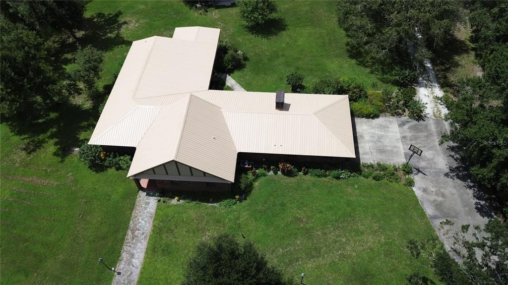 Exterior, Drone