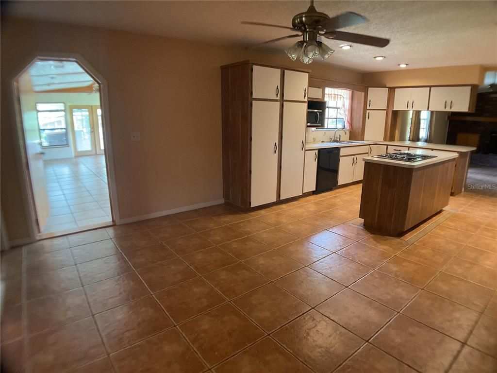 Interior, Kitchen, Recessed Lighting