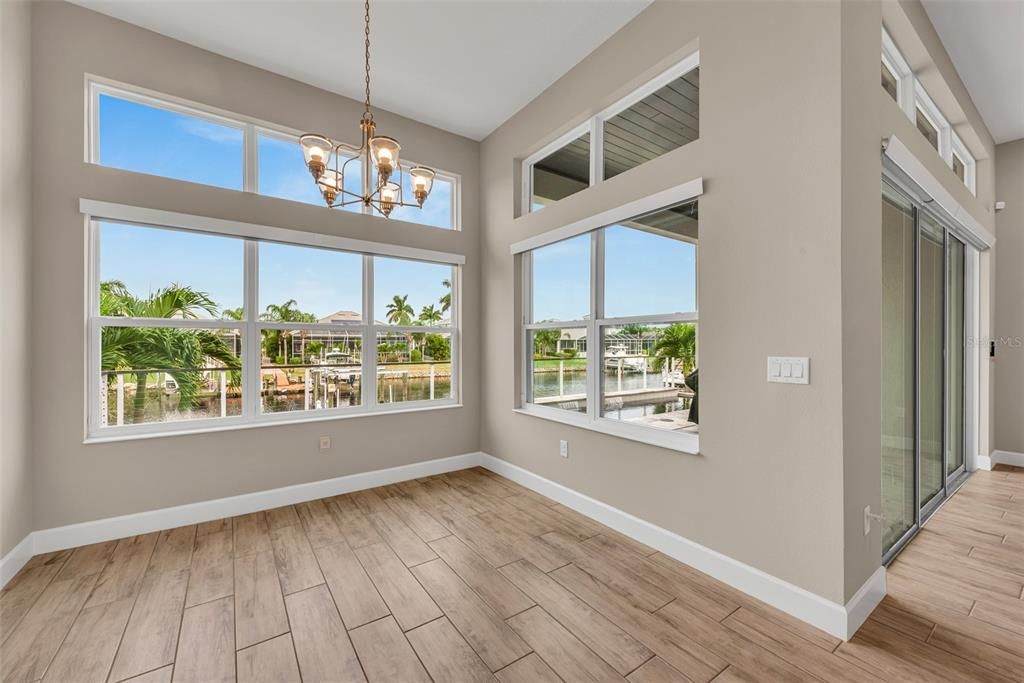 Chandelier, Empty room, Interior, Pendant Lights, Wood Texture Flooring