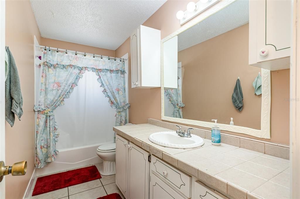 Bathroom, Interior, Tile Countertops