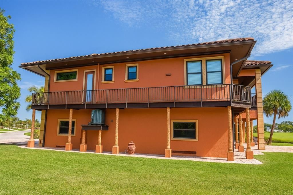 Backyard, Exterior