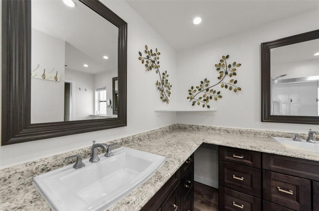 Bathroom, Dual Sink Vanities, Interior, Recessed Lighting