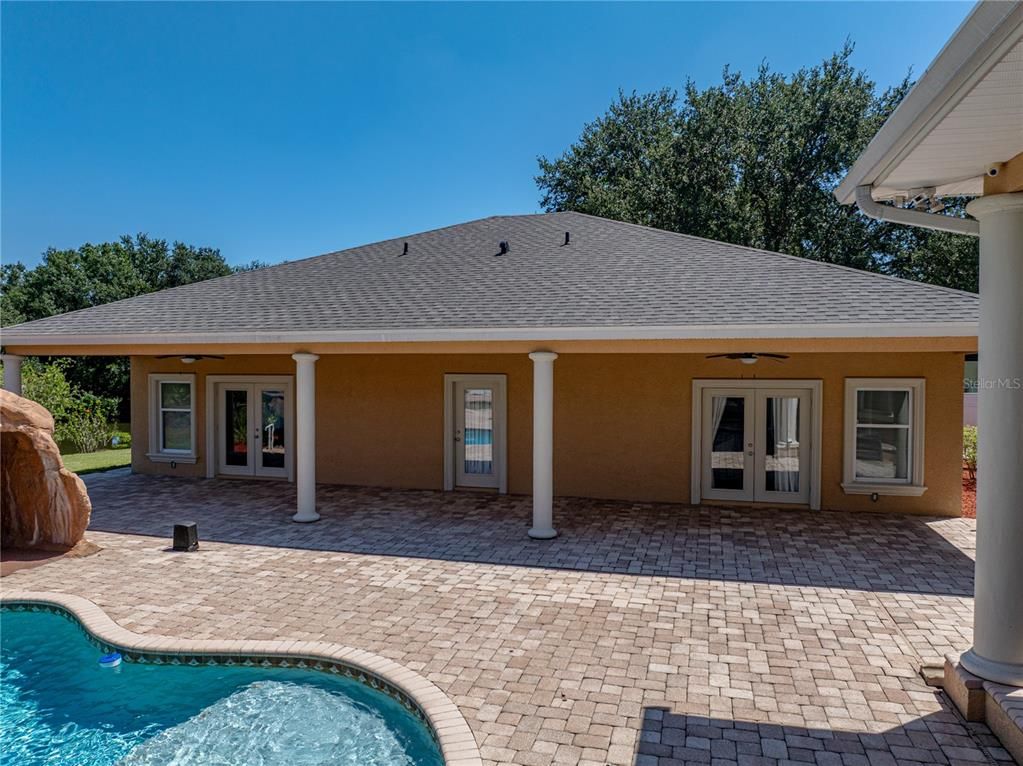 Exterior, Pool