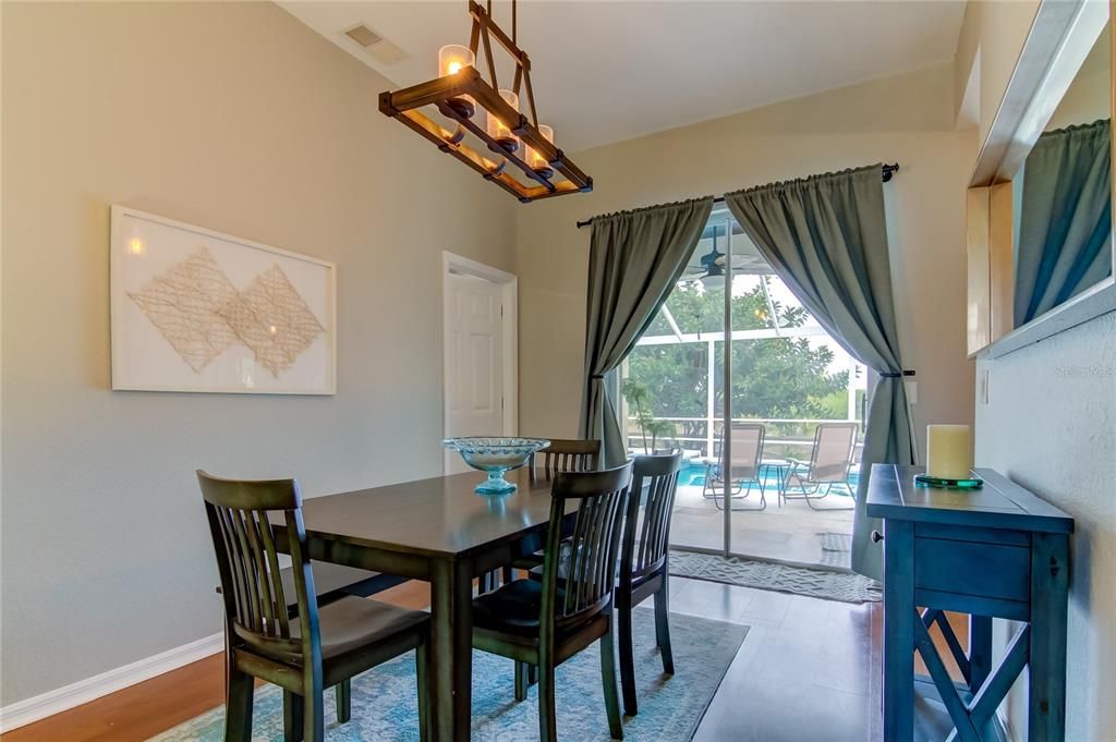 Dining room, Interior