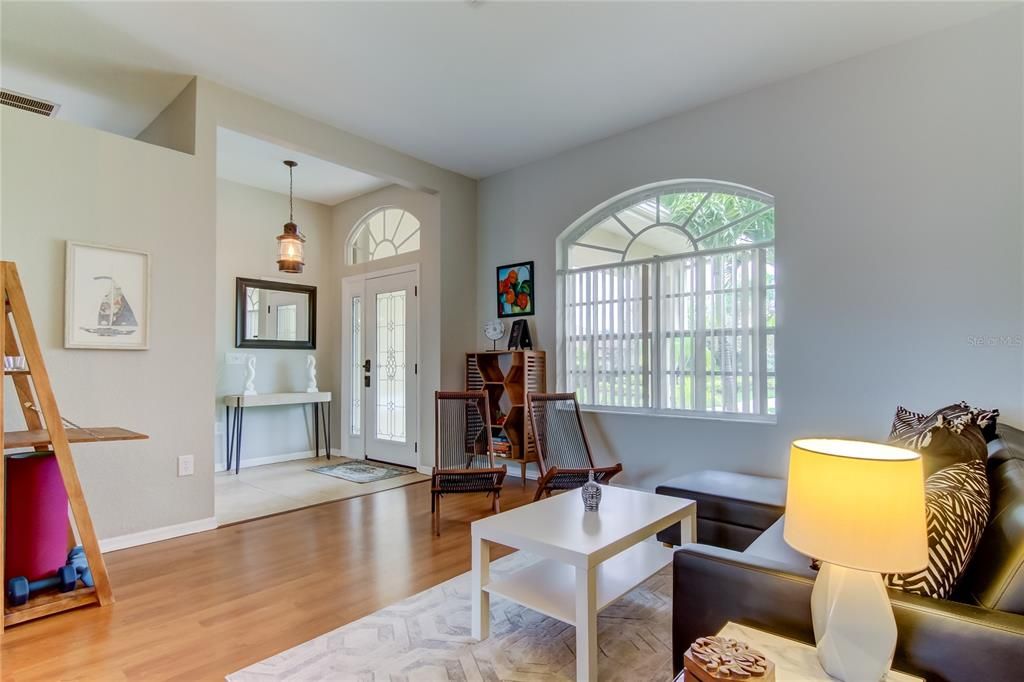 Interior, Living room, Pendant Lights, Wood Texture Flooring