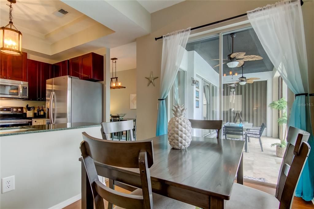 Dining room, Interior, Kitchen, Pendant Lights, Stainless Steel Appliances