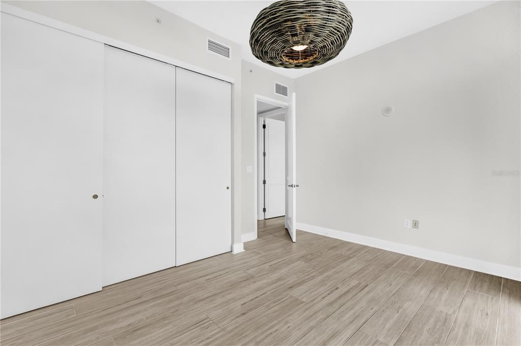 Chandelier, Empty room, Interior, Wood Texture Flooring