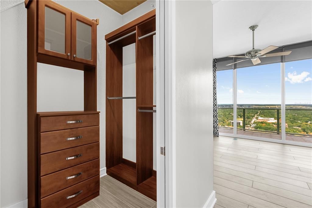Interior, Walk-in Closets, Wood Texture Flooring