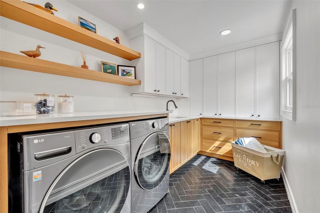 Interior, Recessed Lighting, Washer