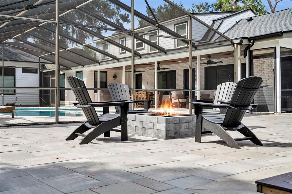 Exterior, Glass Ceilings, Pool, Sun Room